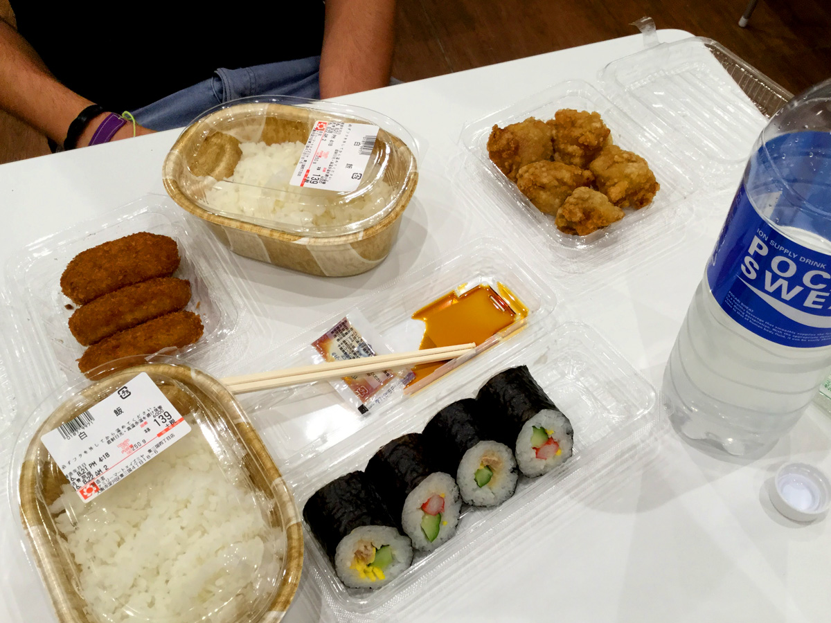 Cheap Food Japan | 6 Money Saving Tips for Traveling Japan