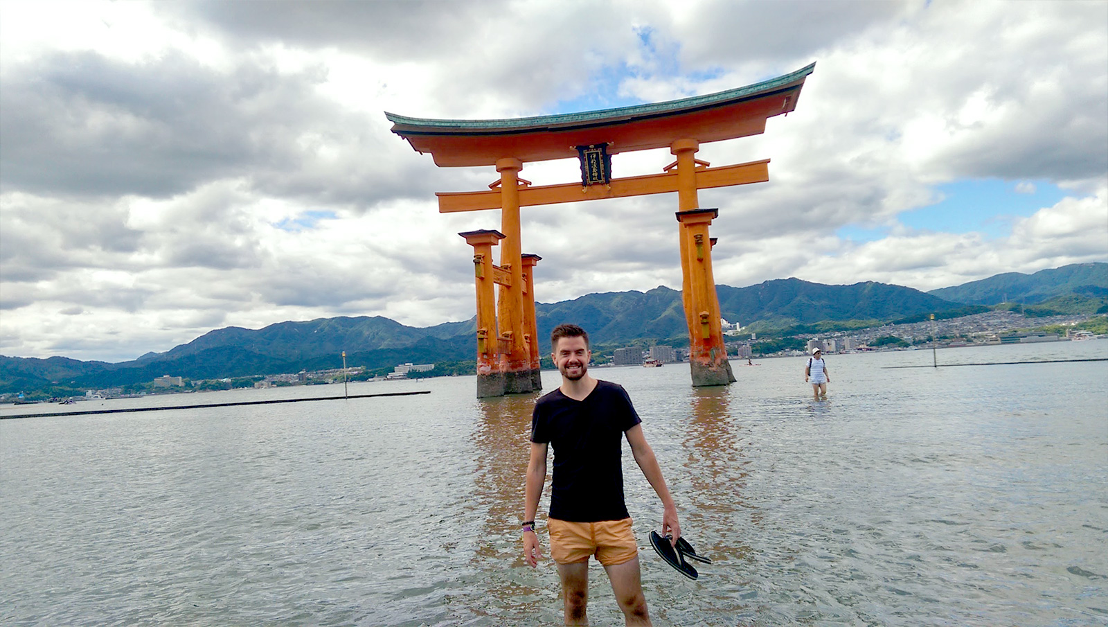 Floating Tori | 11 Cheap Things To Do In Hiroshima, Japan